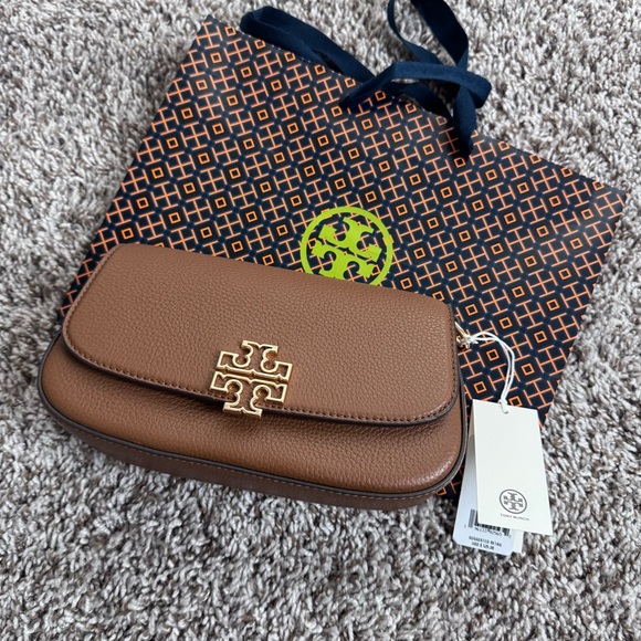 Tory Burch Handbags - Tory Burch Tan Leather Crossbody Bag